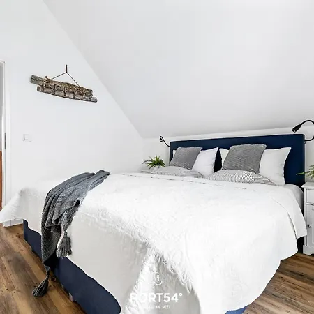 Nyaraló Luette Diekhuus